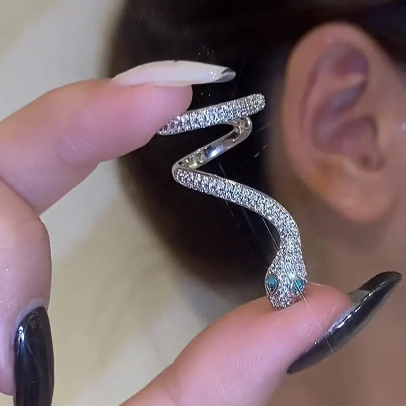 Chic silver ear clip in snake shape đ