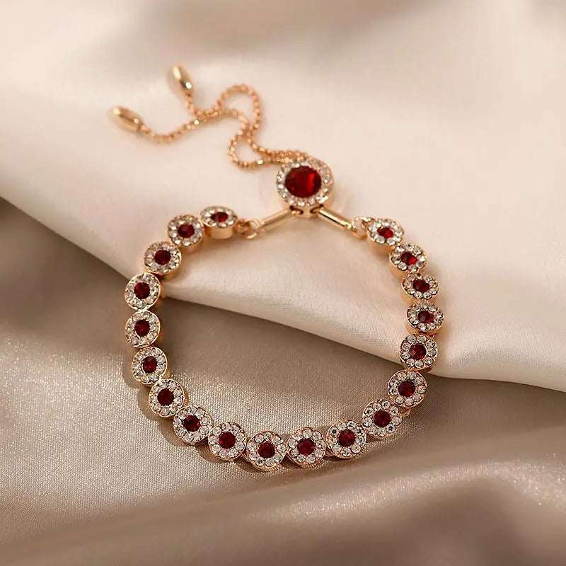 Red light luxury retro bracelet