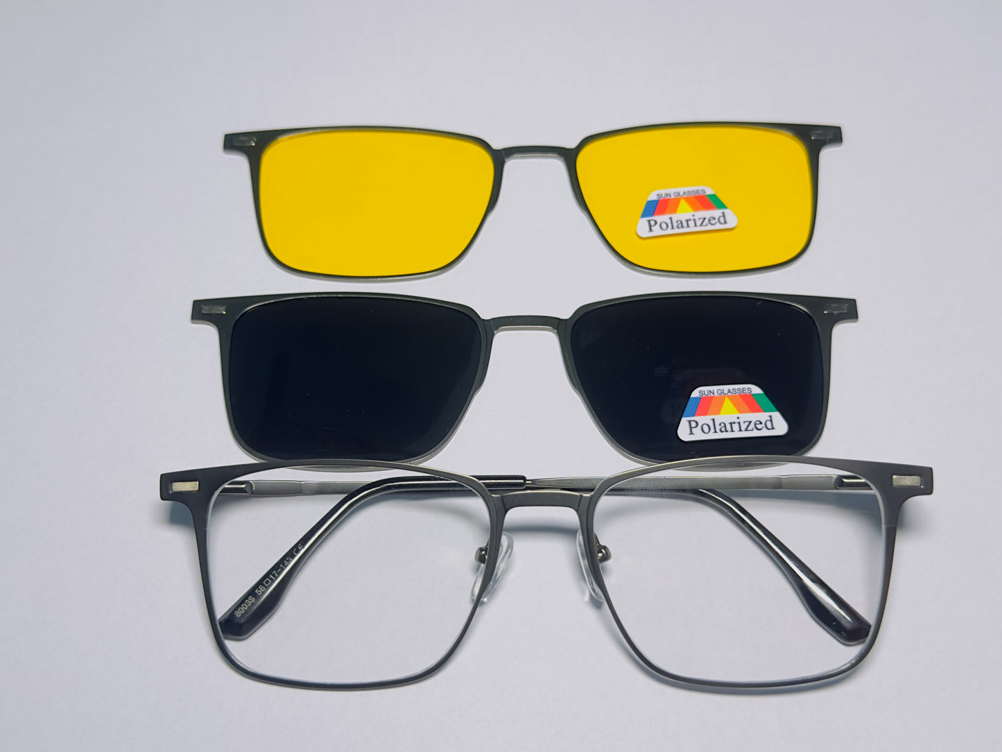 New polarized sunglasses with magnetic closure