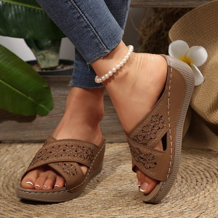 Women's Embroidered Comfortable Slide Sandals