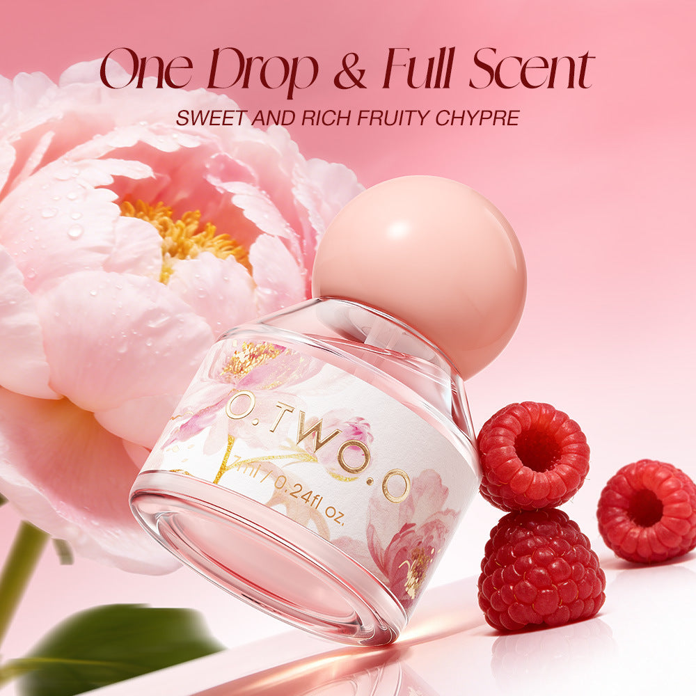 O.TWO.O Intimate Fragrance Essence