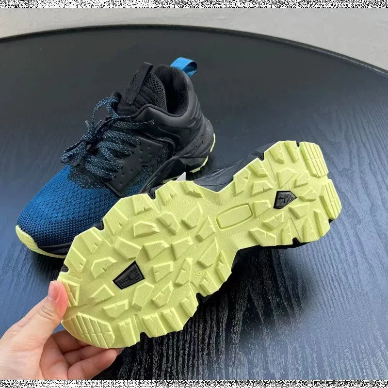 New Breathable Lightweight Running and Sports Casual Sneakers