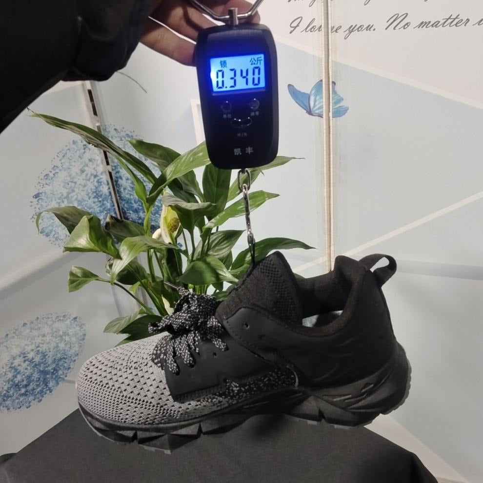 New Breathable Lightweight Running and Sports Casual Sneakers