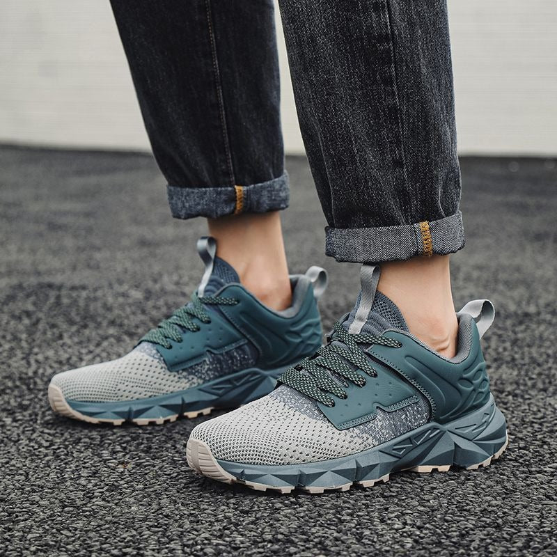 New Breathable Lightweight Running and Sports Casual Sneakers