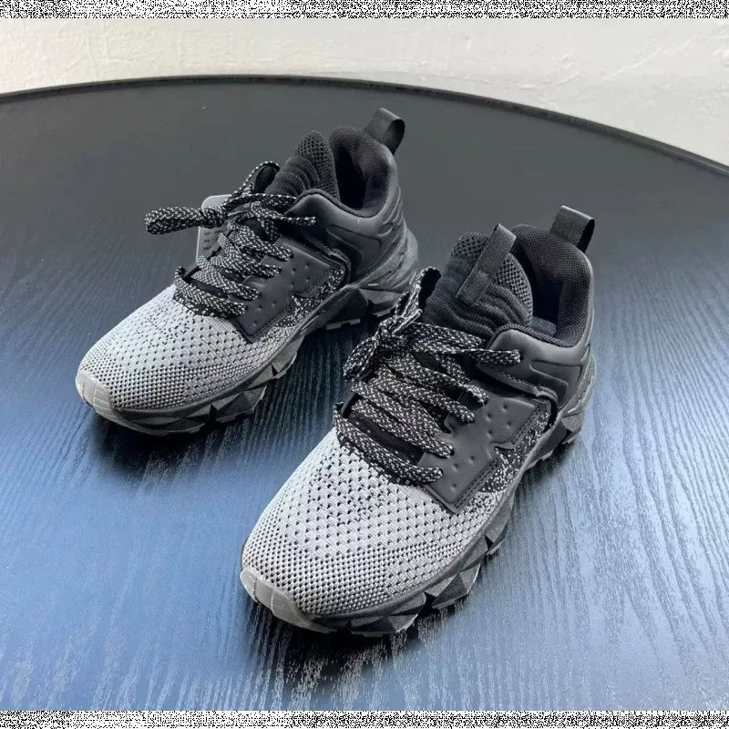 New Breathable Lightweight Running and Sports Casual Sneakers